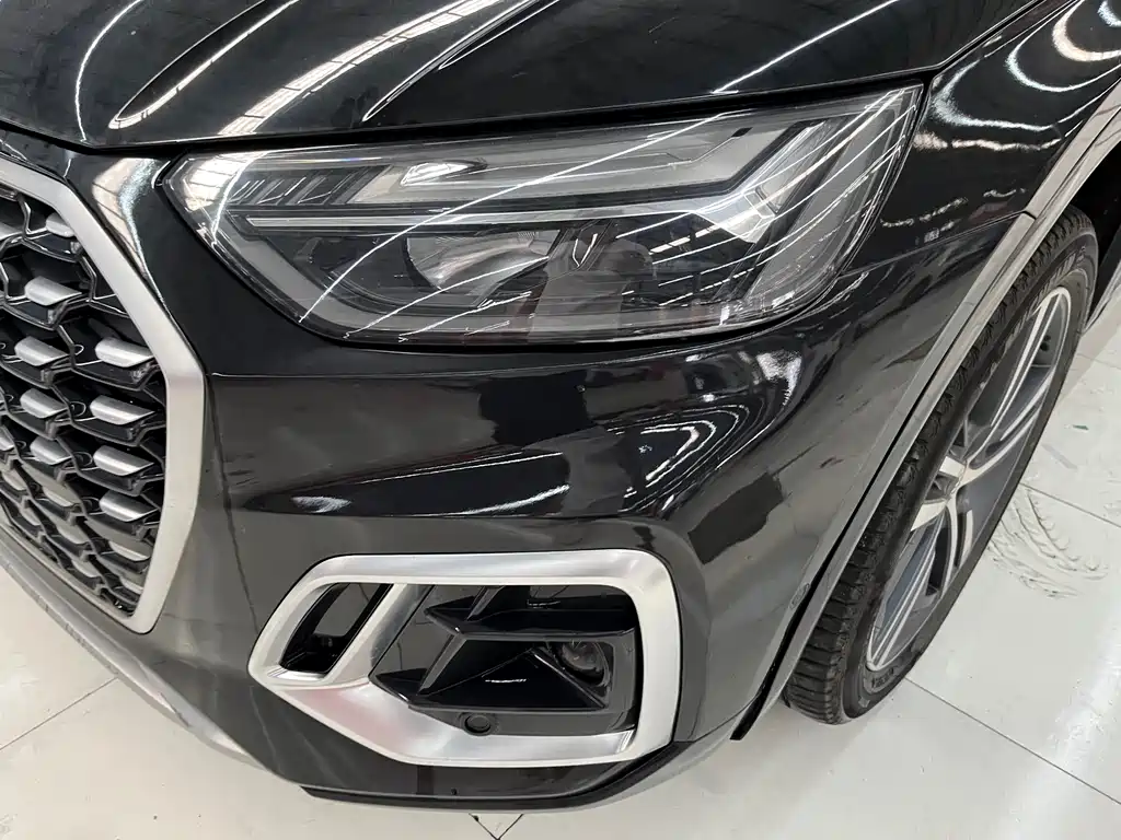 Audi Q5L Sportback 2021 — фото 4