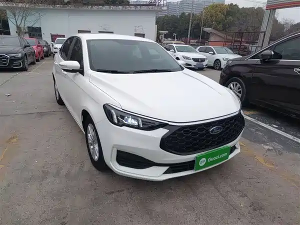 Ford Escort 2021