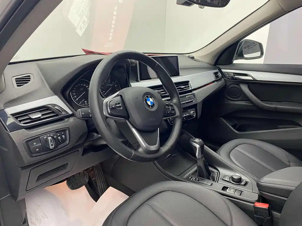 BMW X1 2017 — фото 15