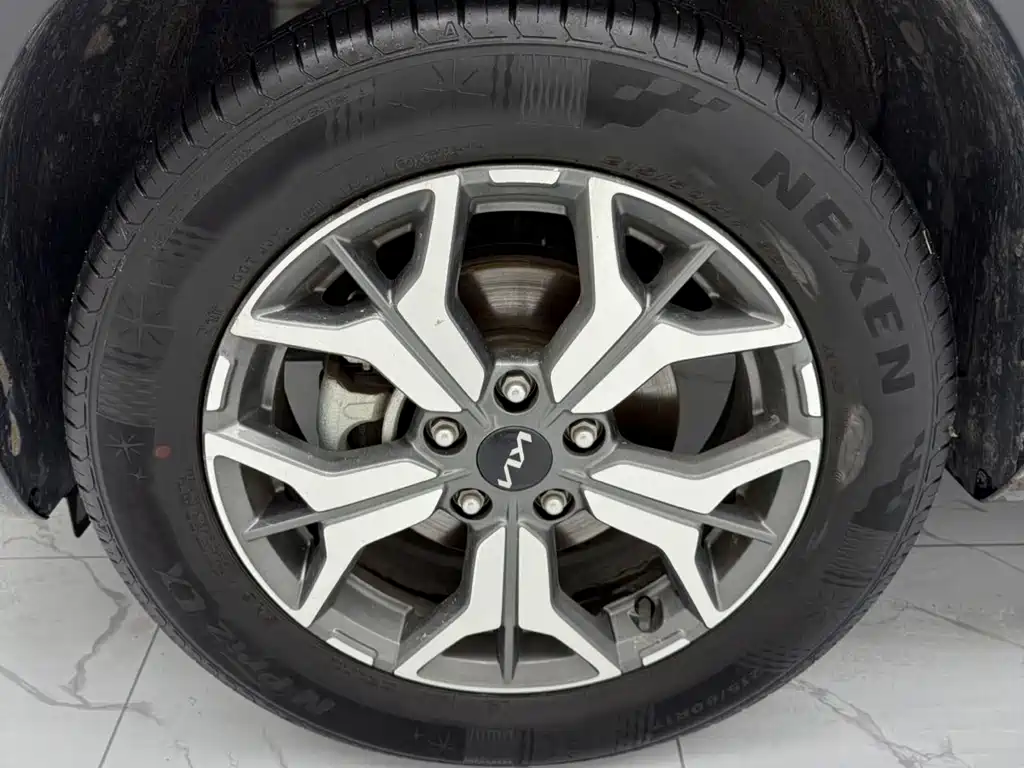 Kia KX3 2022 — фото 17