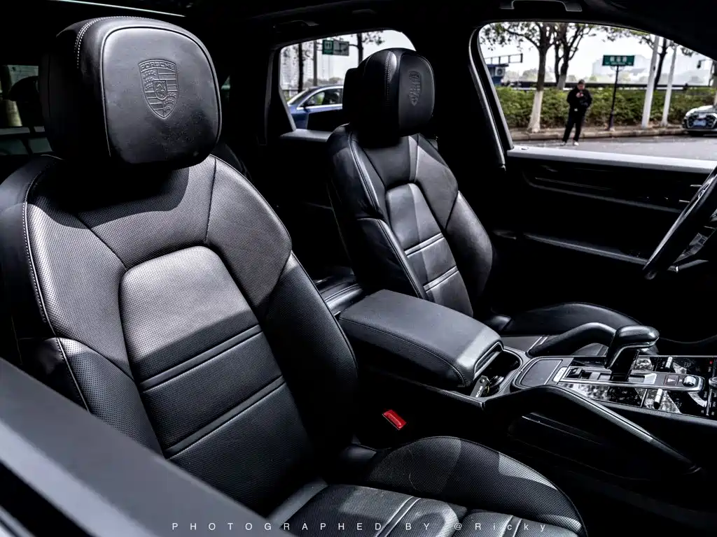 Porsche Cayenne 2021 — фото 10