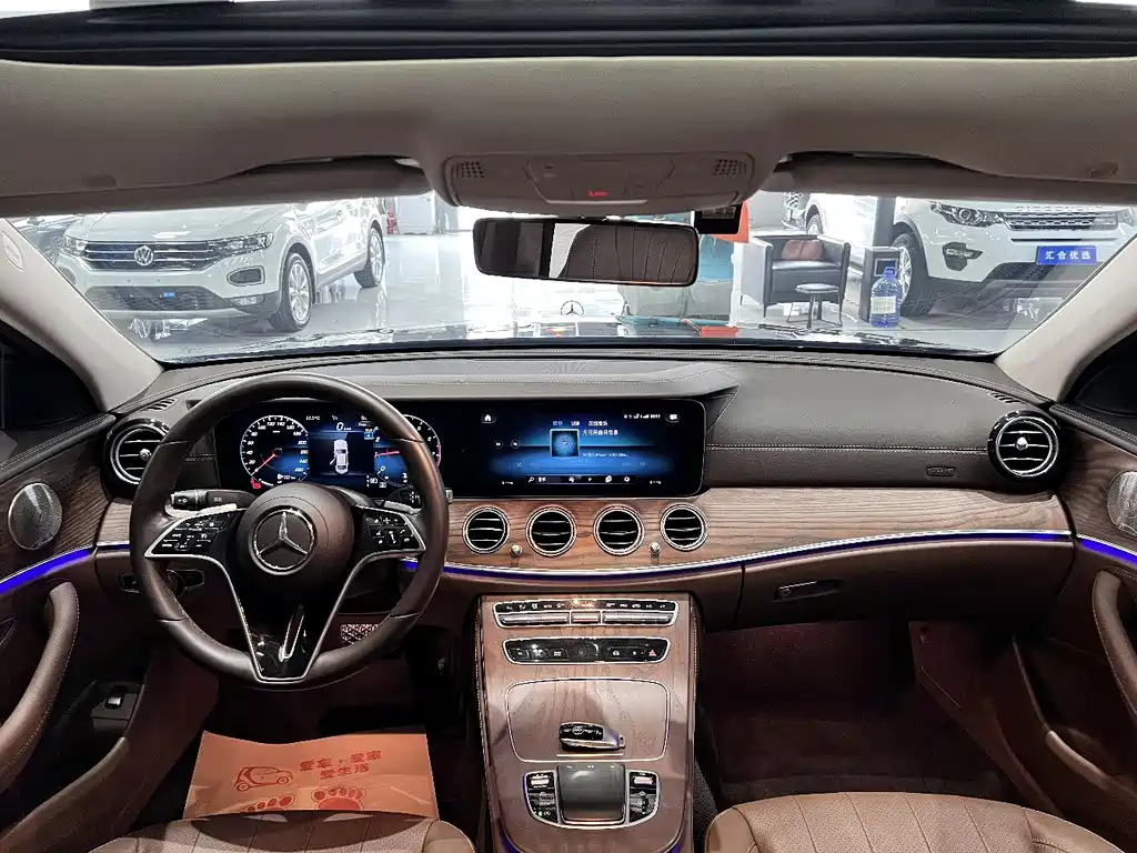 Mercedes-Benz E-Class 2023 — фото 9