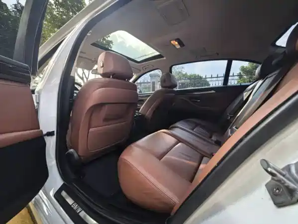 BMW 5 Series 2016
