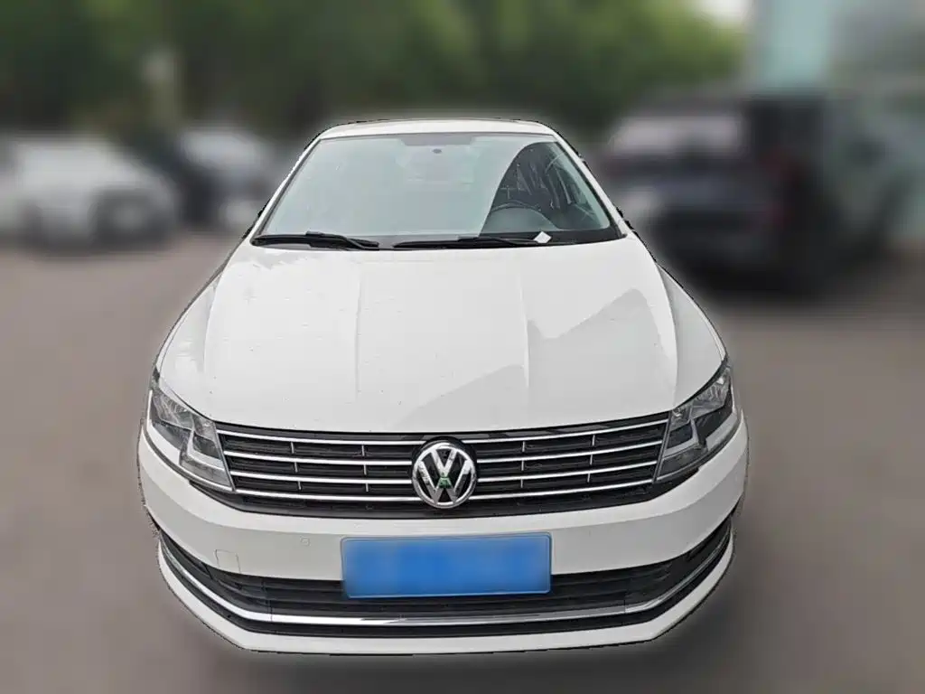 Volkswagen Lavida 2017 — фото 5