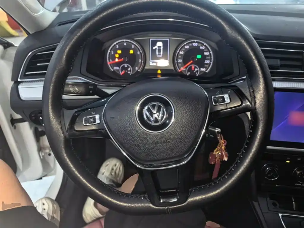 Volkswagen Lamando 2019 — фото 11