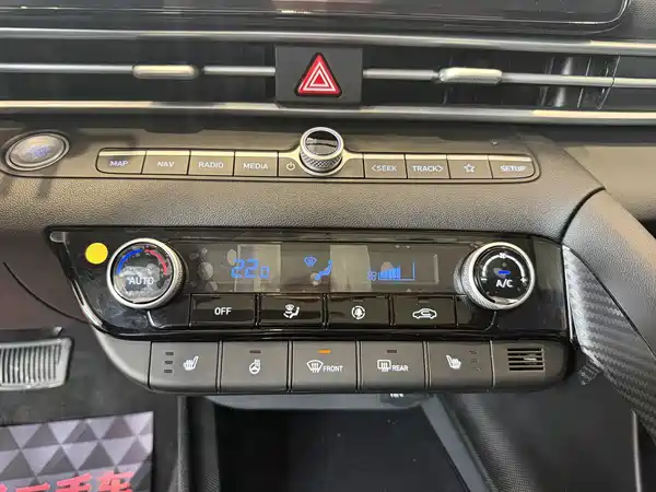 Hyundai Elantra 2023