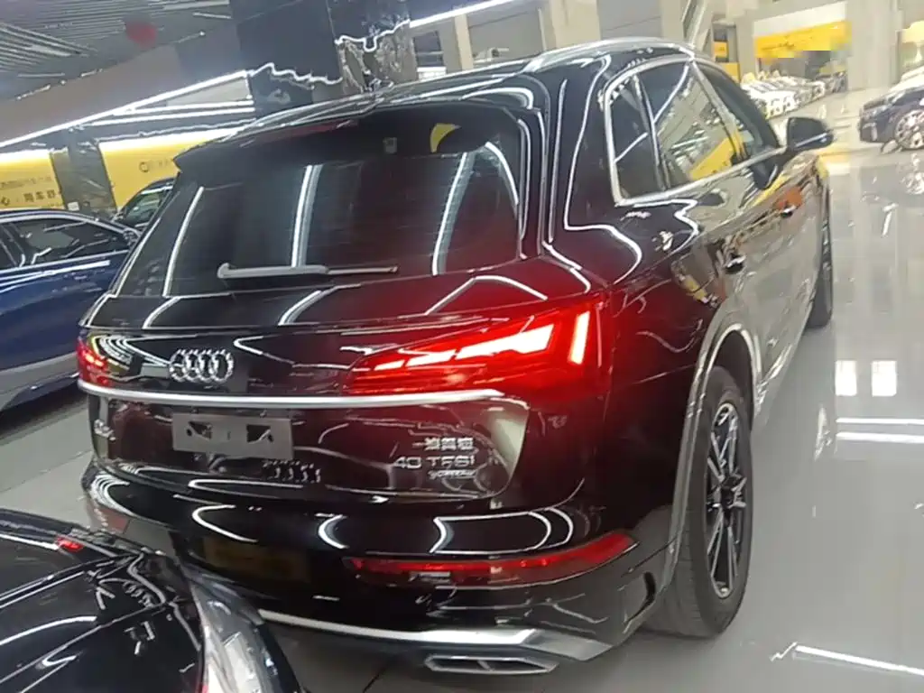 Audi Q5L 2022 — фото 6