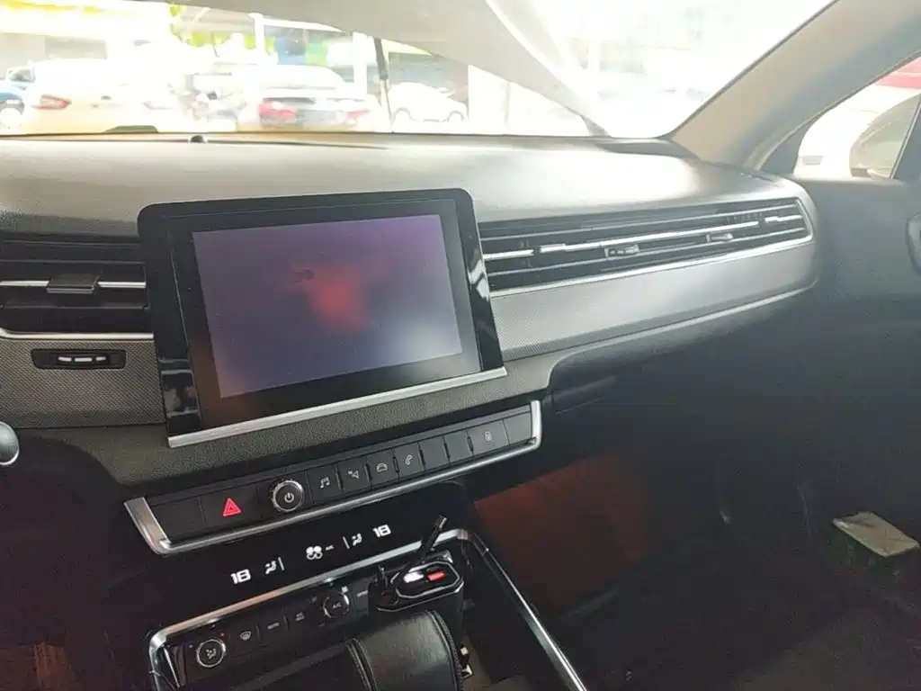 Citroen C5 2018 — фото 10