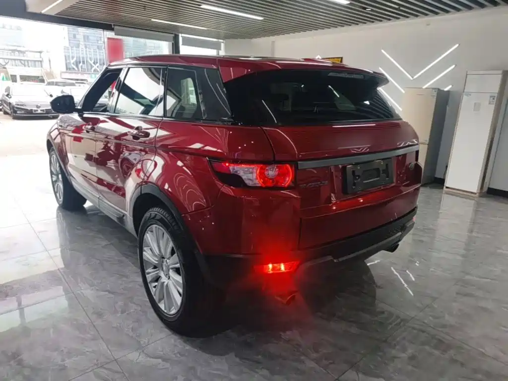 Land Rover Evoque 2016 — фото 5