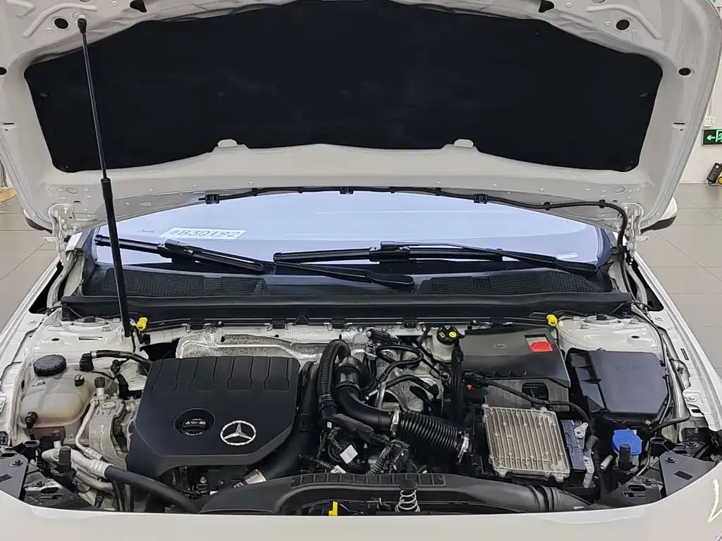 Mercedes-Benz A-Class 2023 — фото 18