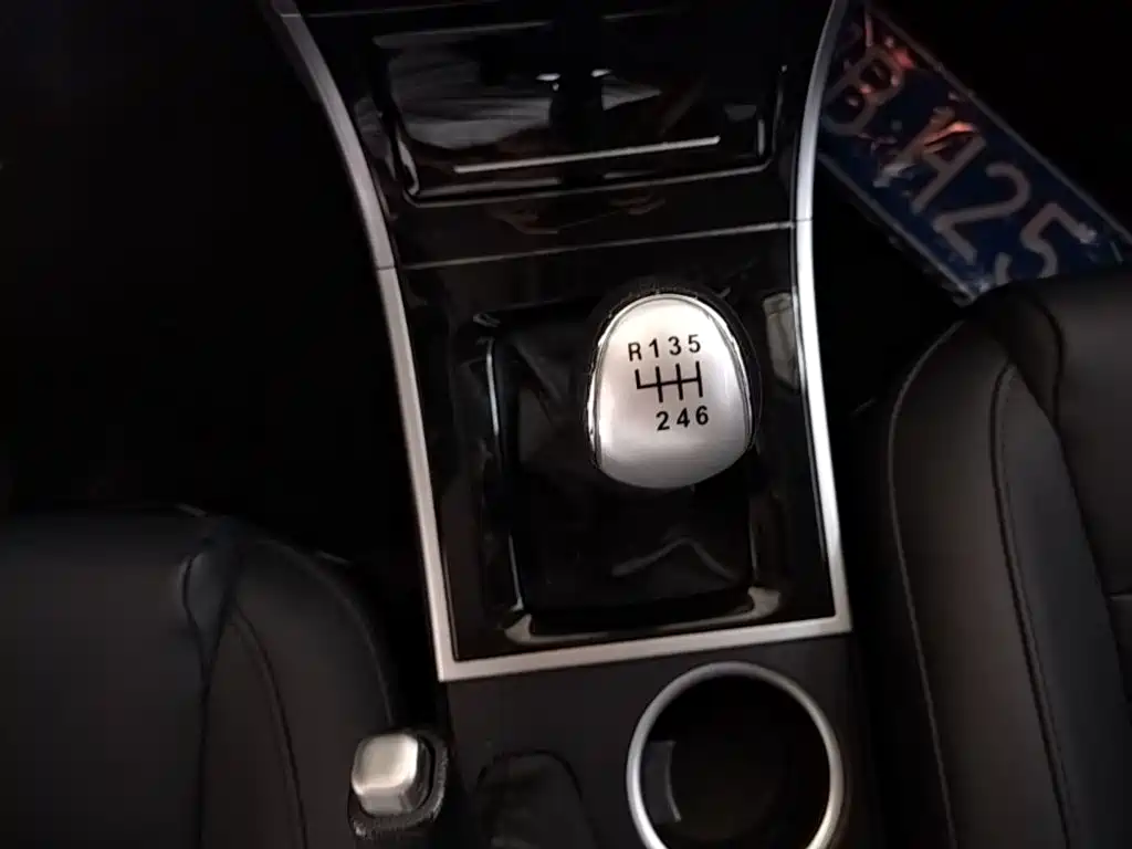 Haval H2 2015 — фото 14