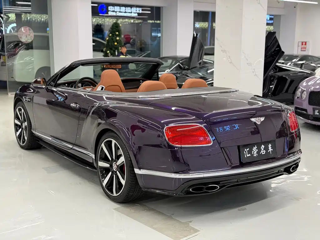 Bentley Continental 2017 — фото 10