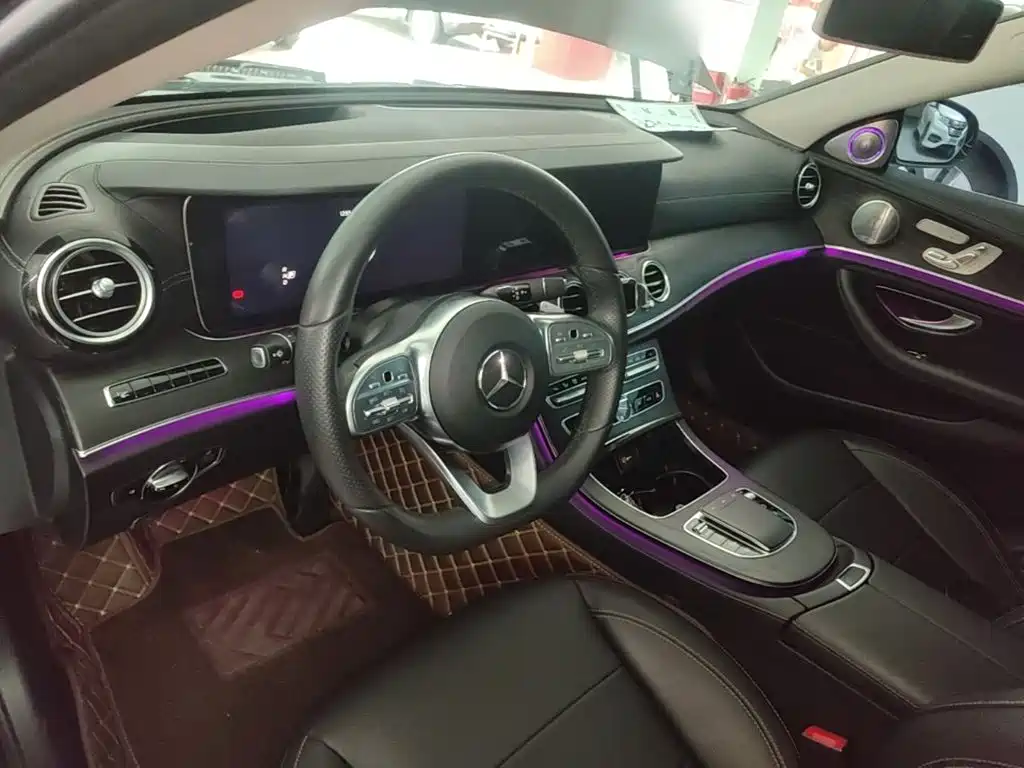 Mercedes-Benz E-Class 2020 — фото 11