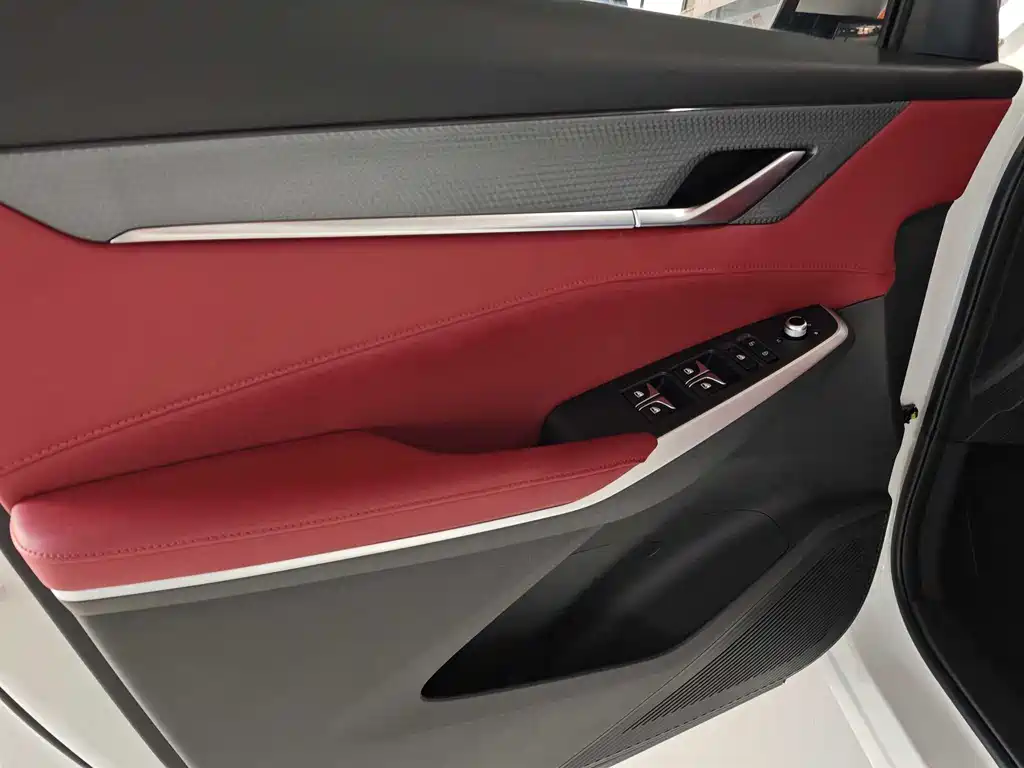 Changan CS75 PLUS 2022 — фото 13