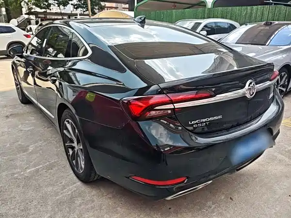 Buick LaCrosse 2022