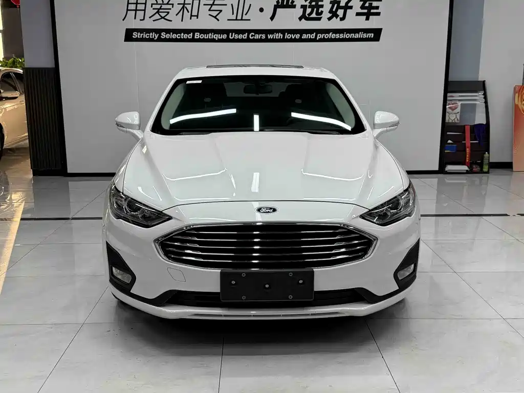 Ford Mondeo 2020 — фото 2