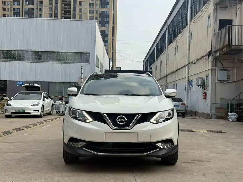 Nissan Qashqai 2017 — фото 2
