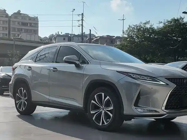 Lexus RX 2020