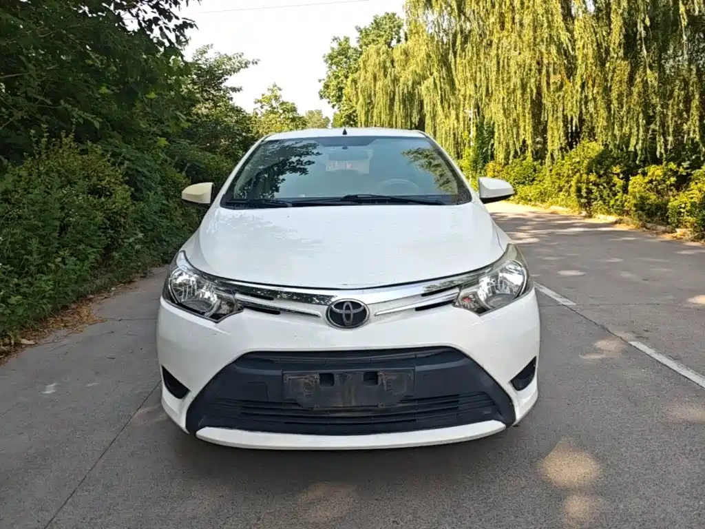 Toyota Vios 2015