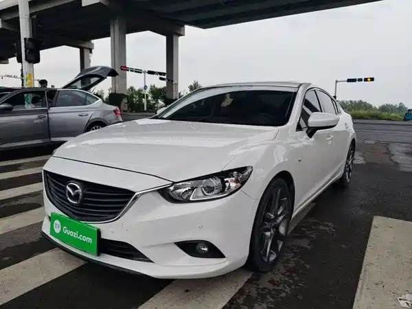 Mazda Atenza 2015
