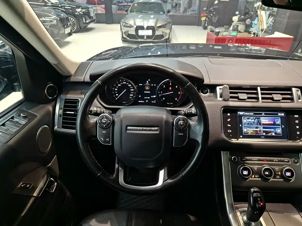 Land Rover Sport 2016 — фото 16