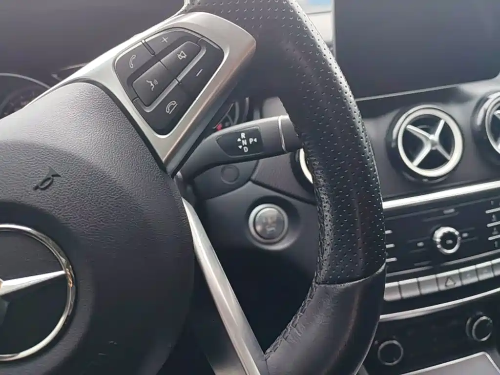 Mercedes-Benz GLA 2019 — фото 14