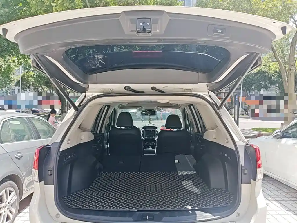 Subaru Forester 2019 — фото 19