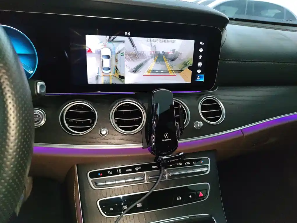 Mercedes-Benz E-Class 2023 — фото 9