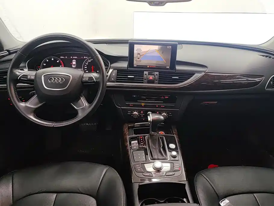 Audi A6L 2015 — фото 12