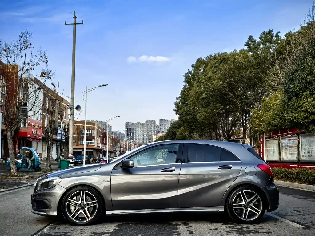 Mercedes-Benz A-Class AMG 2015 — фото 3