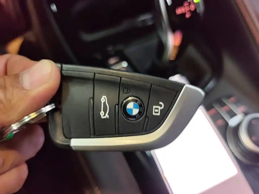 BMW X2 2023 — фото 9