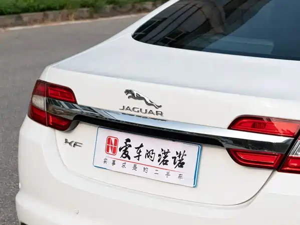 Jaguar XF 2014