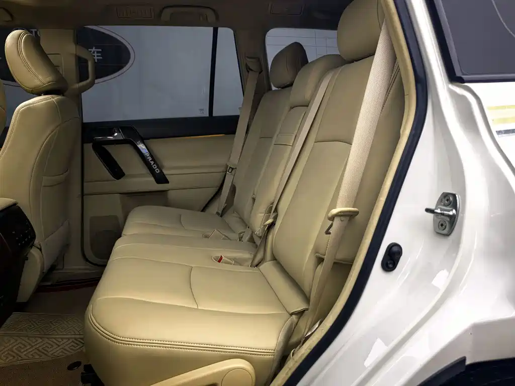 Toyota Prado 2017 — фото 15