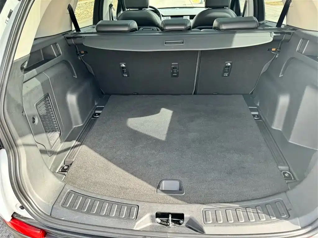 Land Rover Discovery Sport 2016 — фото 20