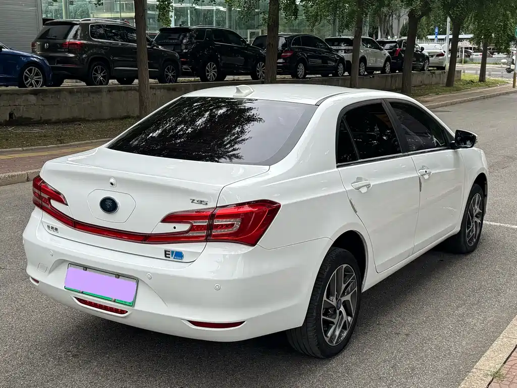 BYD Qin NEV 2019 — фото 29