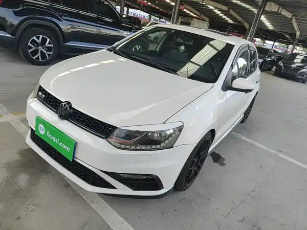 Volkswagen Polo 2015