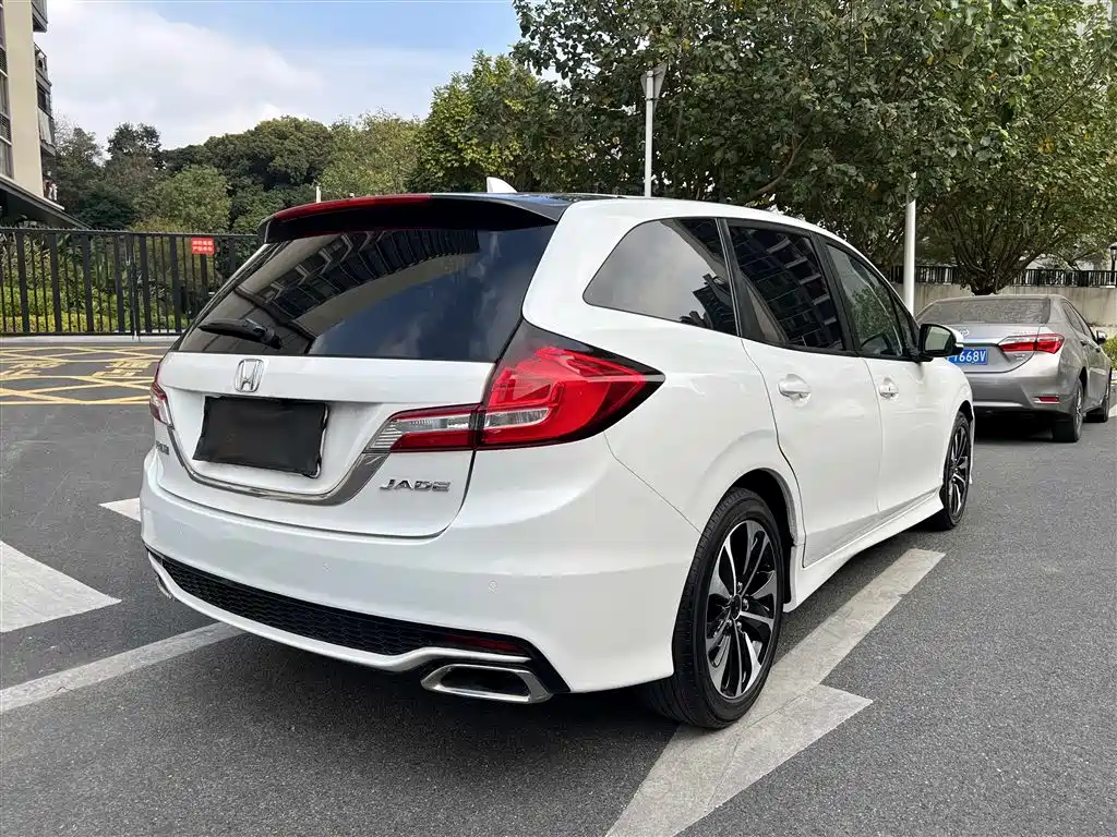 Honda Jade 2019 — фото 8