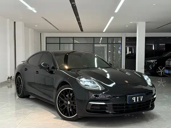 Porsche Panamera 2019