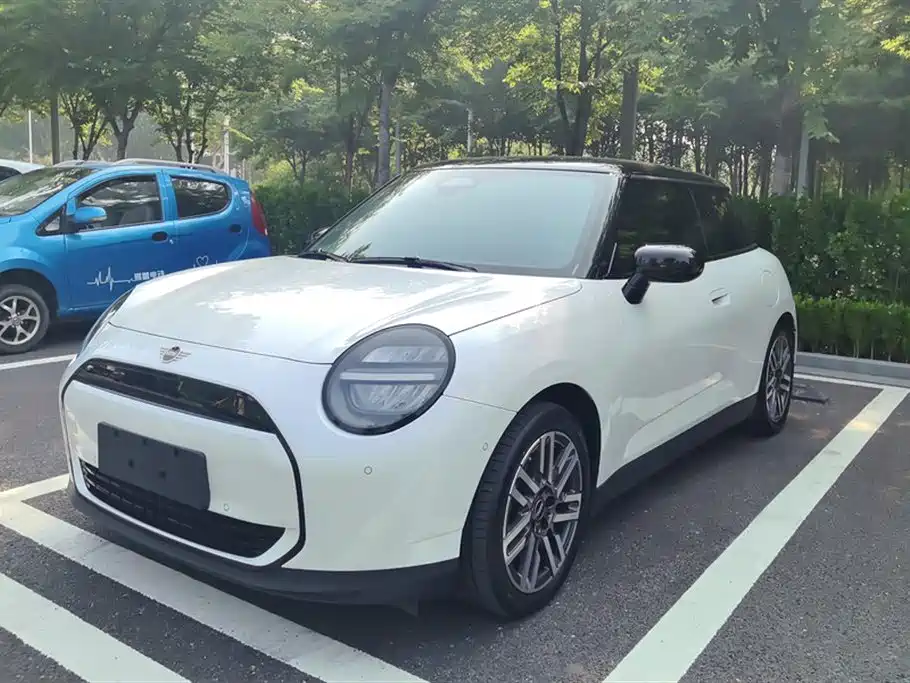 MINI COOPER EV 2025