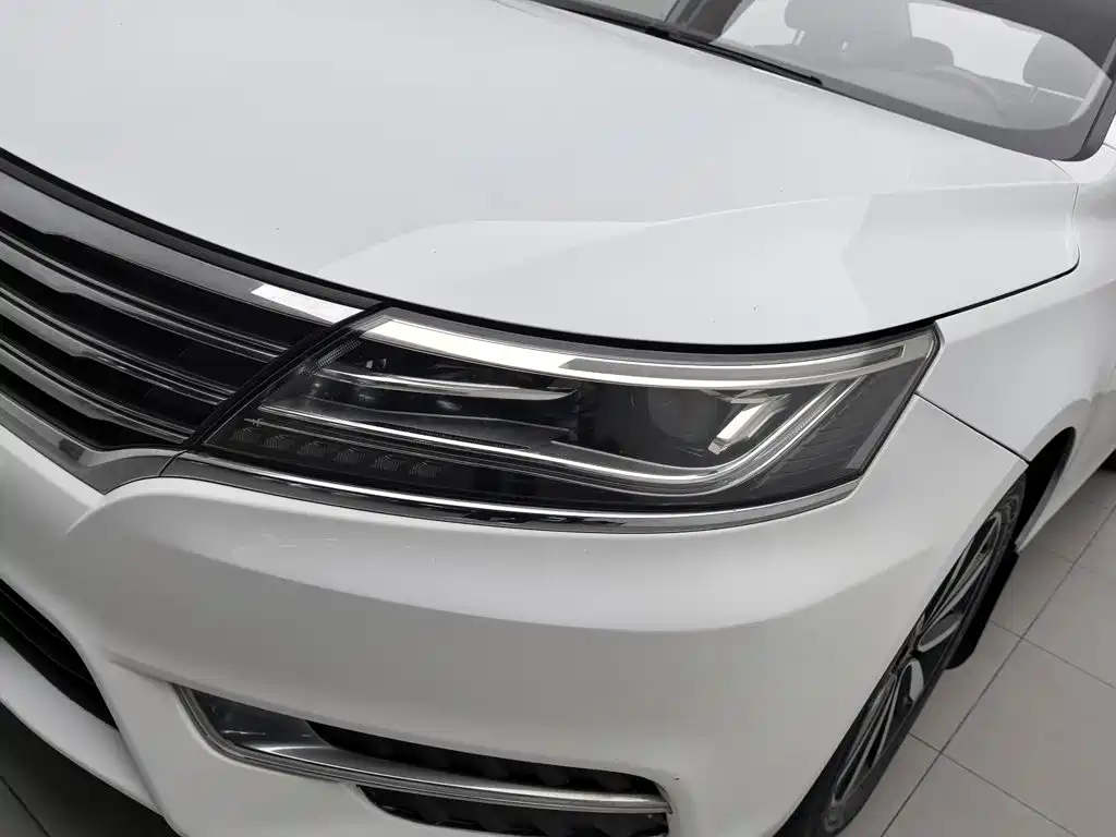 Roewe i6 Classic 2017 — фото 7