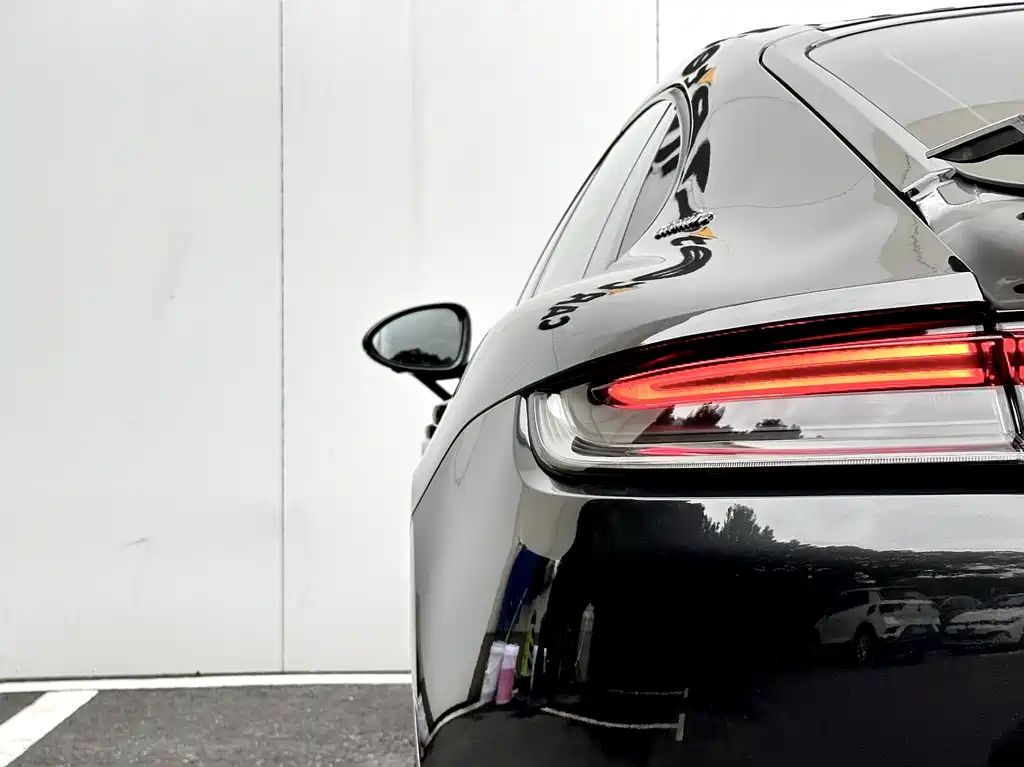 Porsche Panamera 2023 — фото 21