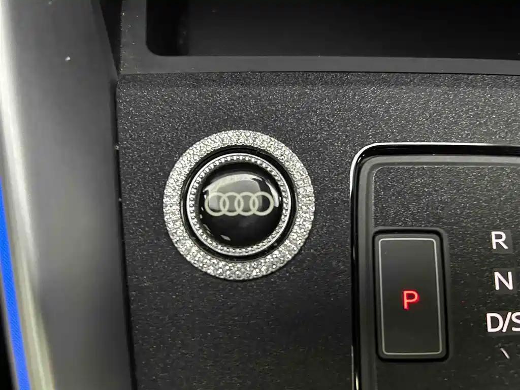 Audi A3 2023 — фото 4
