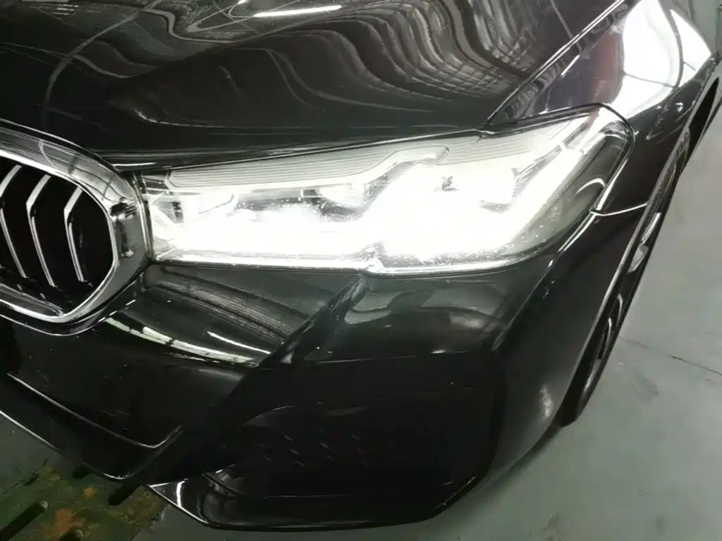 BMW 5 Series 2023 — фото 15