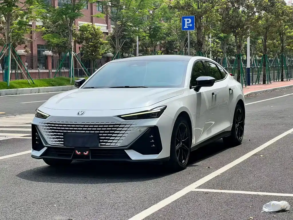 Changan UNI-V 2023