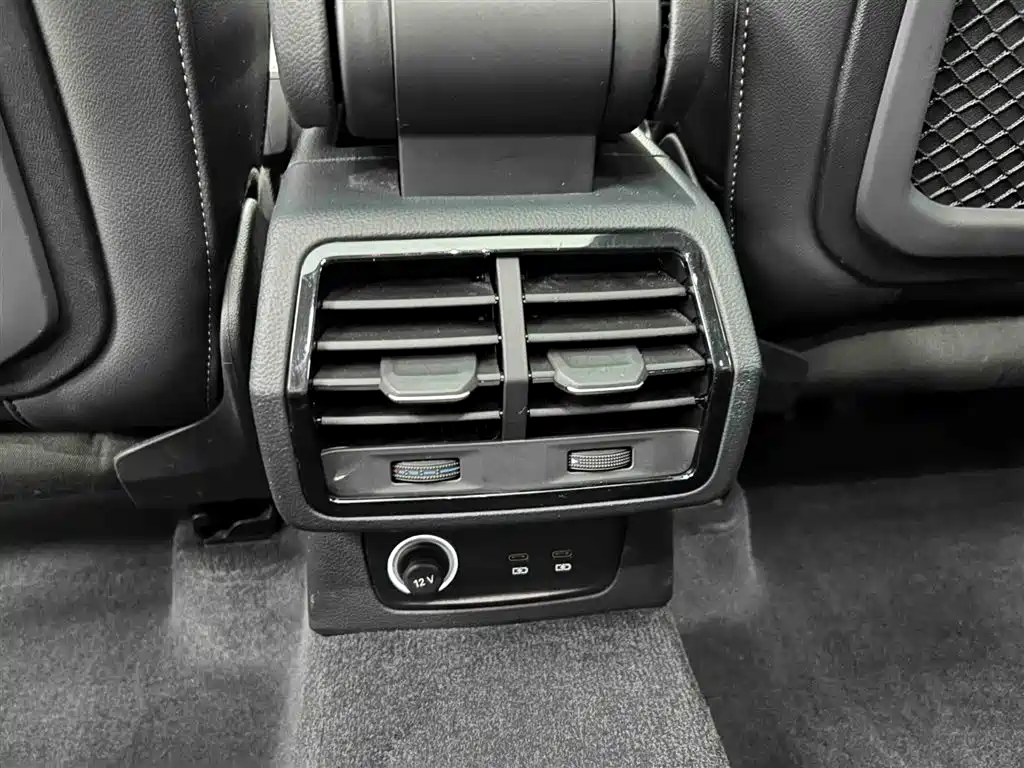 Audi Q3 2022 — фото 15