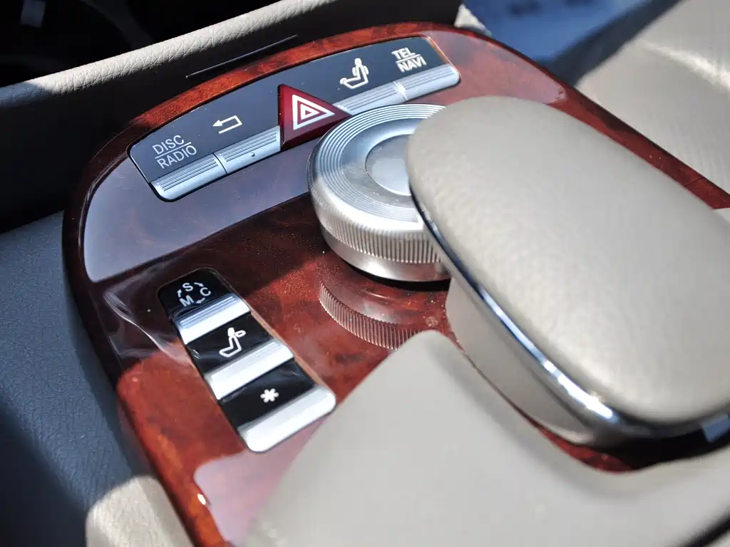 Mercedes-Benz S-Class 2007 — фото 12