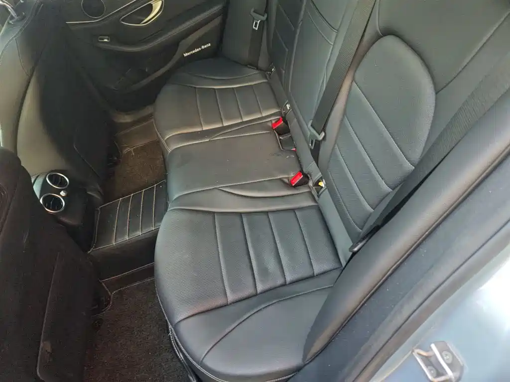 Mercedes-Benz C-Class 2018 — фото 17