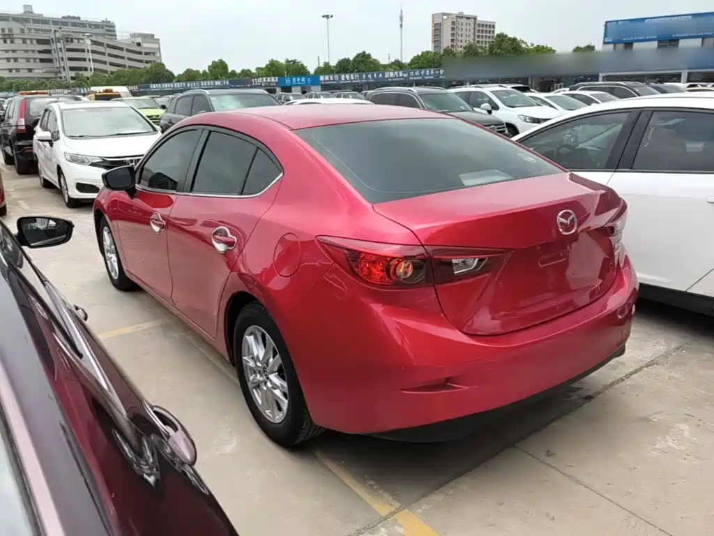 Mazda 3 Axela 2016 — фото 5
