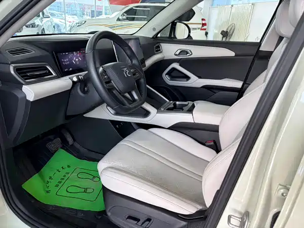 BYD Yuan UP 2025