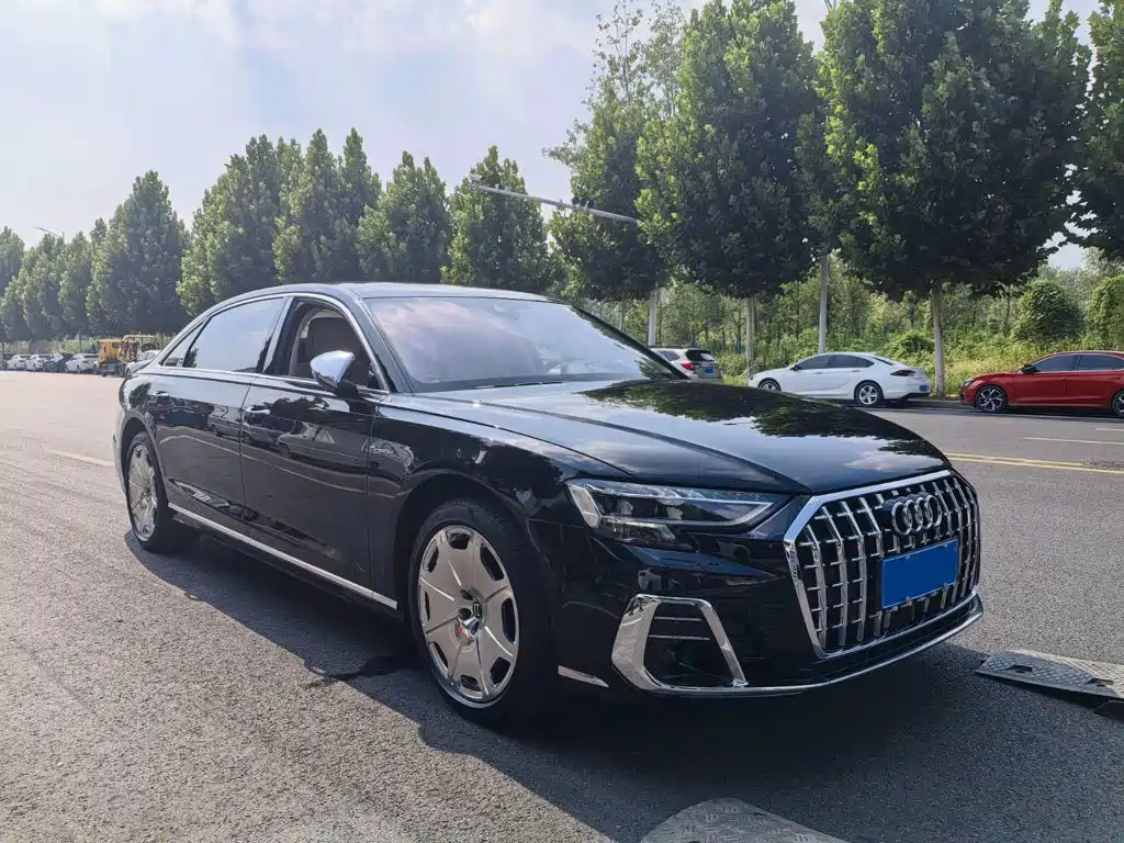 Audi A8 2023